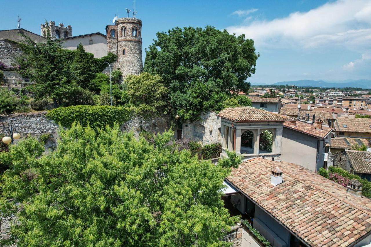 Steps From The Lake - Charme In The Inner City Desenzano del Garda Extérieur photo