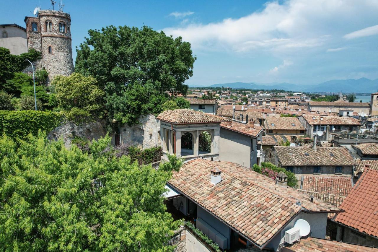 Steps From The Lake - Charme In The Inner City Desenzano del Garda Extérieur photo